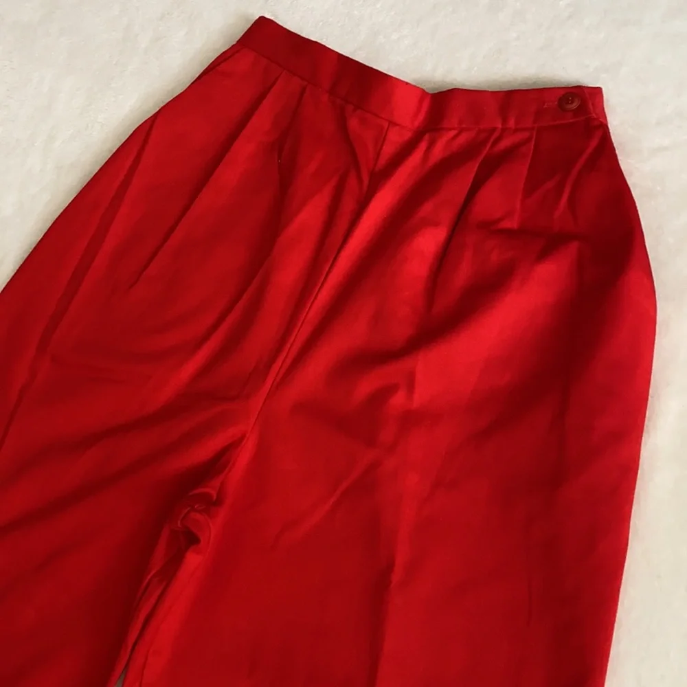 {VTG} The Frog Pond | 80s Embroidered Flags High Waisted Pleated Capri Pants Red - Picture 3 of 16